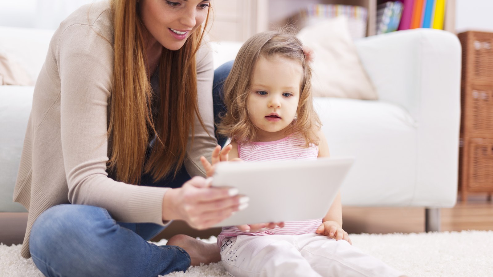 How to Share Baby Monitor Access Safely with Babysitters & Grandparents